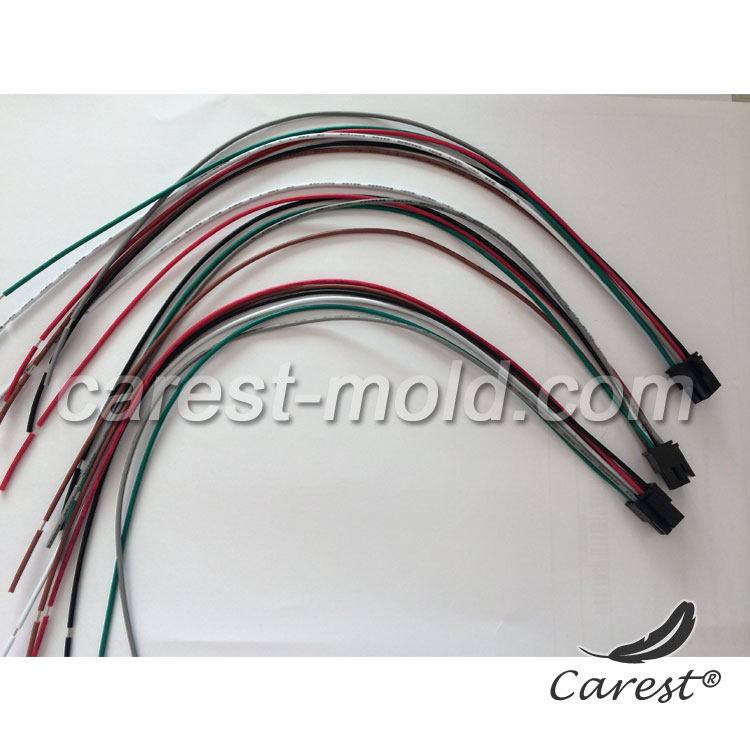 Custom cable assemblies without overmoulding