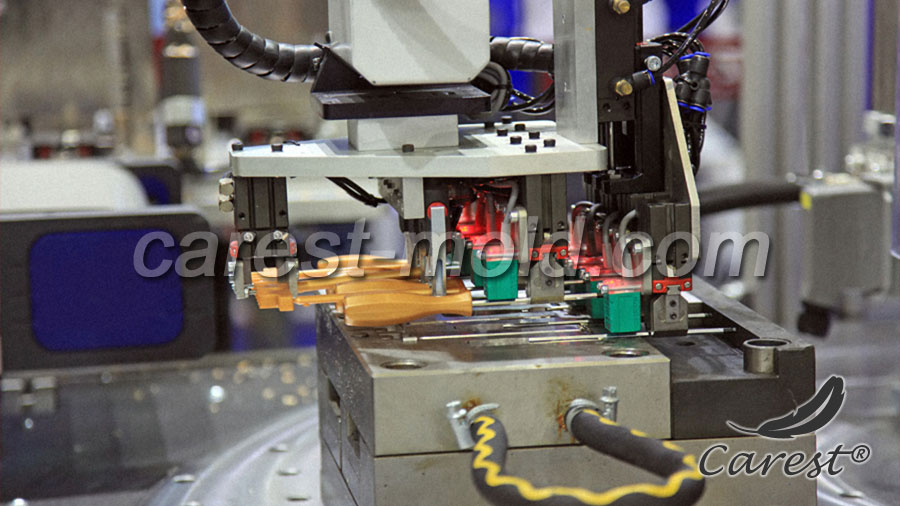 Machine For Injection Overmoulding In Progress