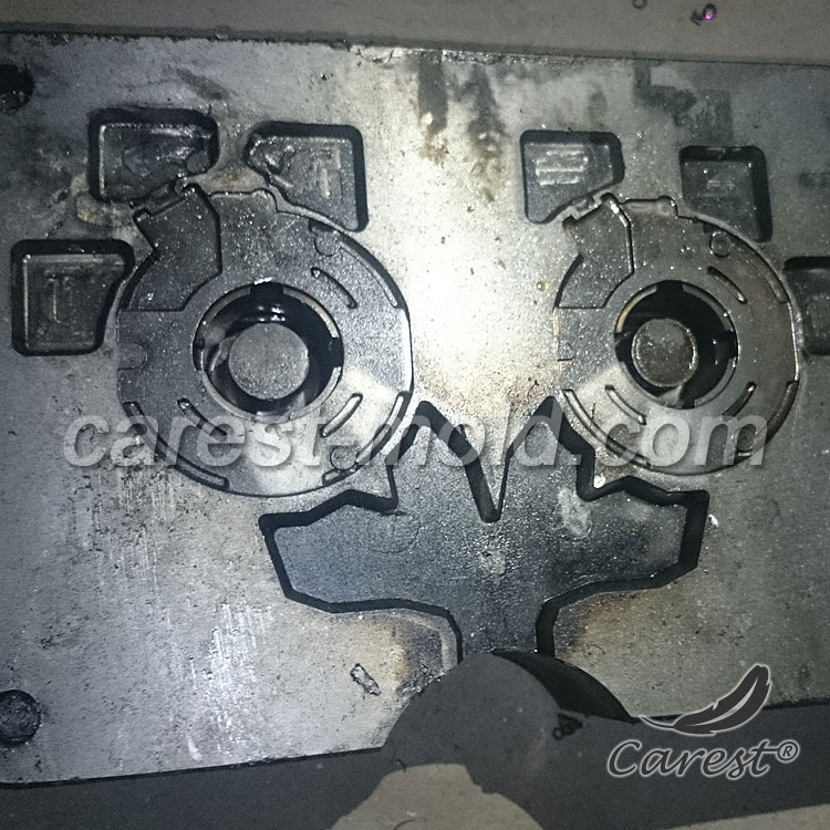 Custom shape metal moulding