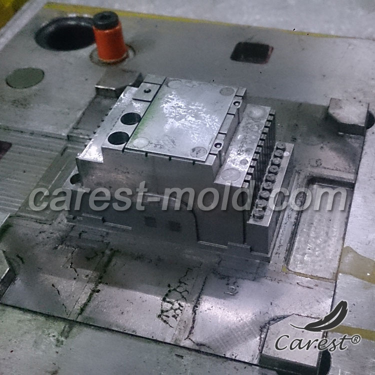 PPE+PS plastic case with DIN mount